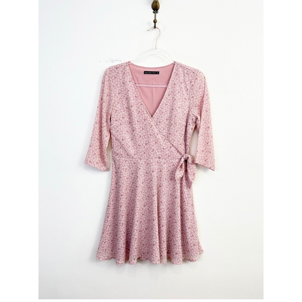 Abercrombie & Fitch Pink Ditsy Floral Wrap Mini Dress 3/4 Sleeve S